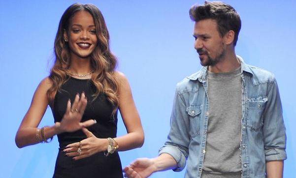 Rihanna: Κακές κριτικές για τη συλλογή που σχεδίασε